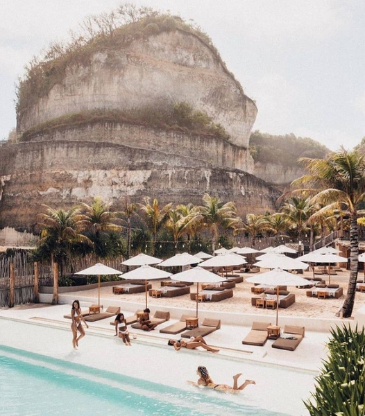 10 prachtige beachclubs in Bali